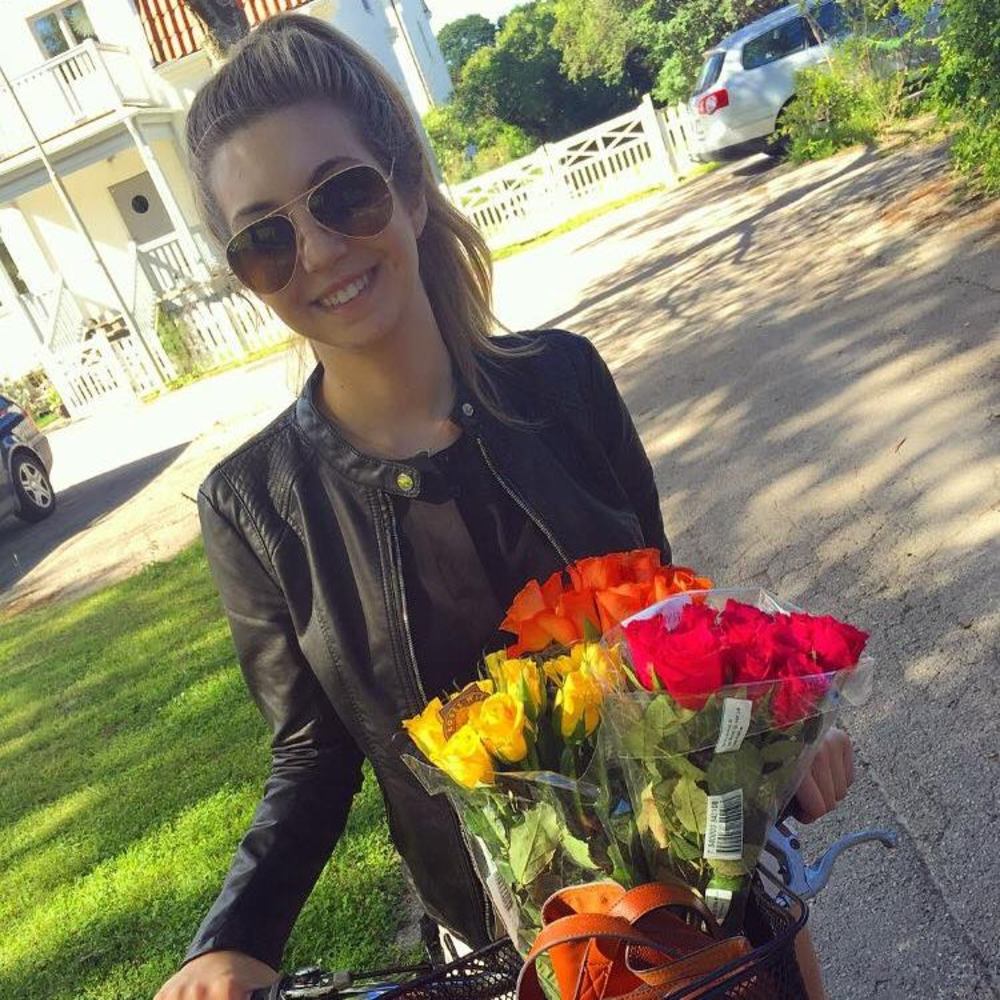 Meet your Posher, Allie